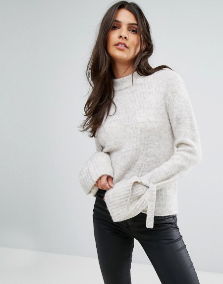 Vero Moda - Pullover mit Schnürdetail an den Ärmeln - Weiß
